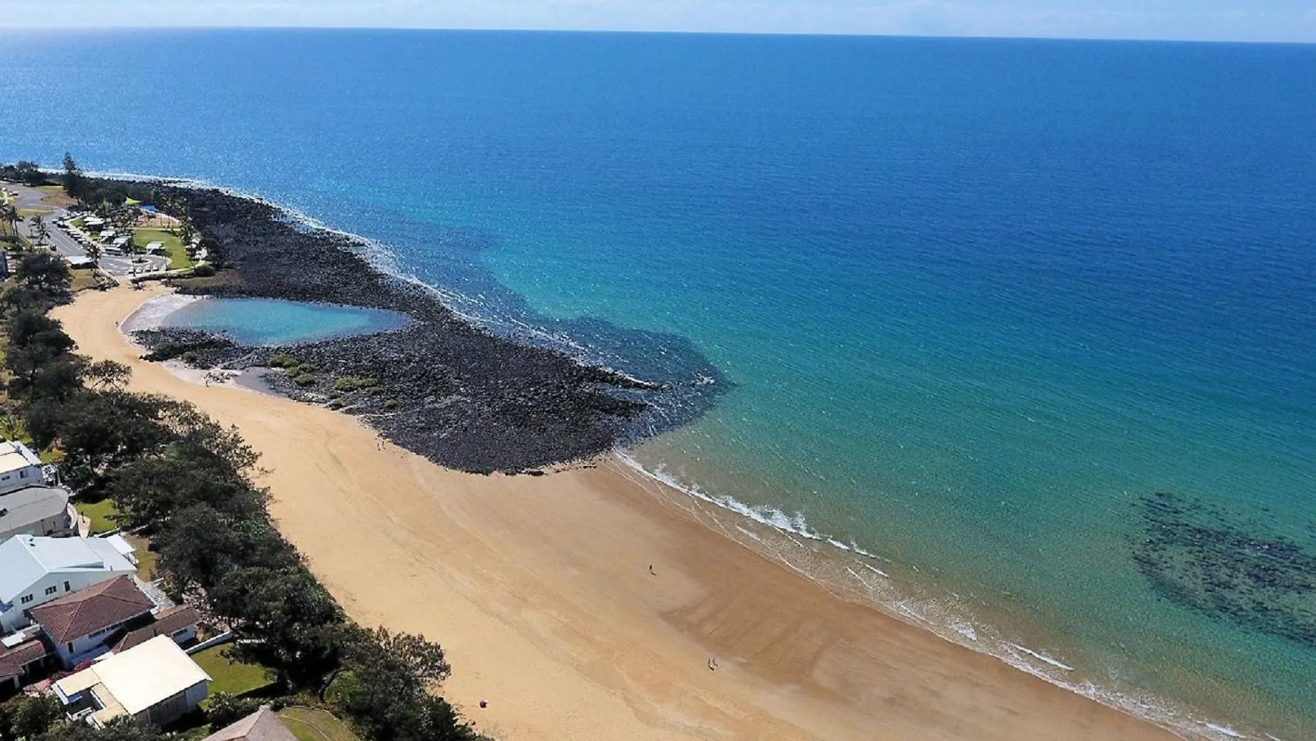 Platinum Apartments - Unit 2 Bargara